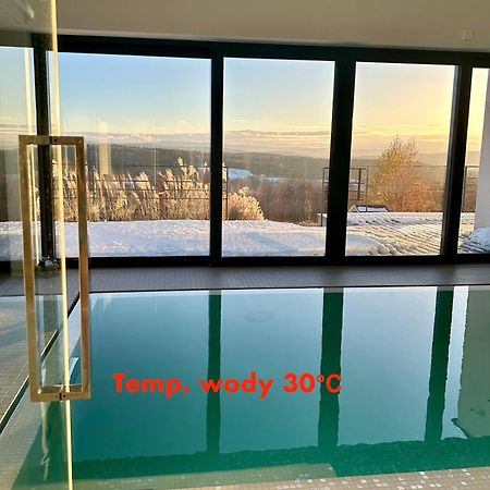 Villa Relax With Swimming Pool And Mountain View Bukow Bagian luar foto