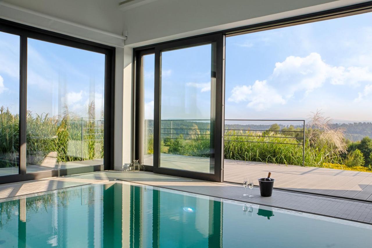 Villa Relax With Swimming Pool And Mountain View Bukow Bagian luar foto