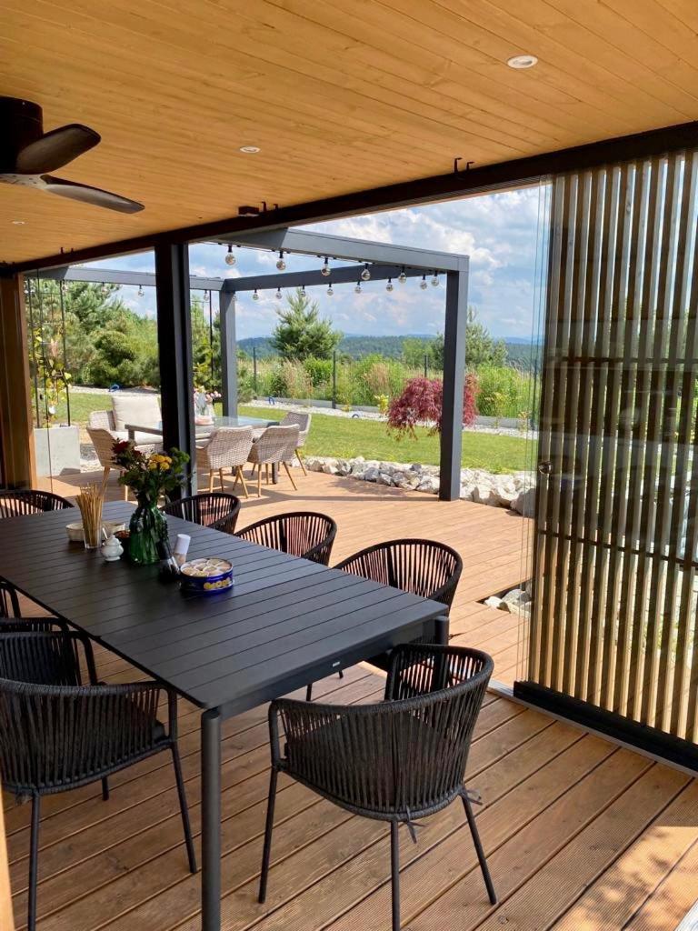 Villa Relax With Swimming Pool And Mountain View Bukow Bagian luar foto