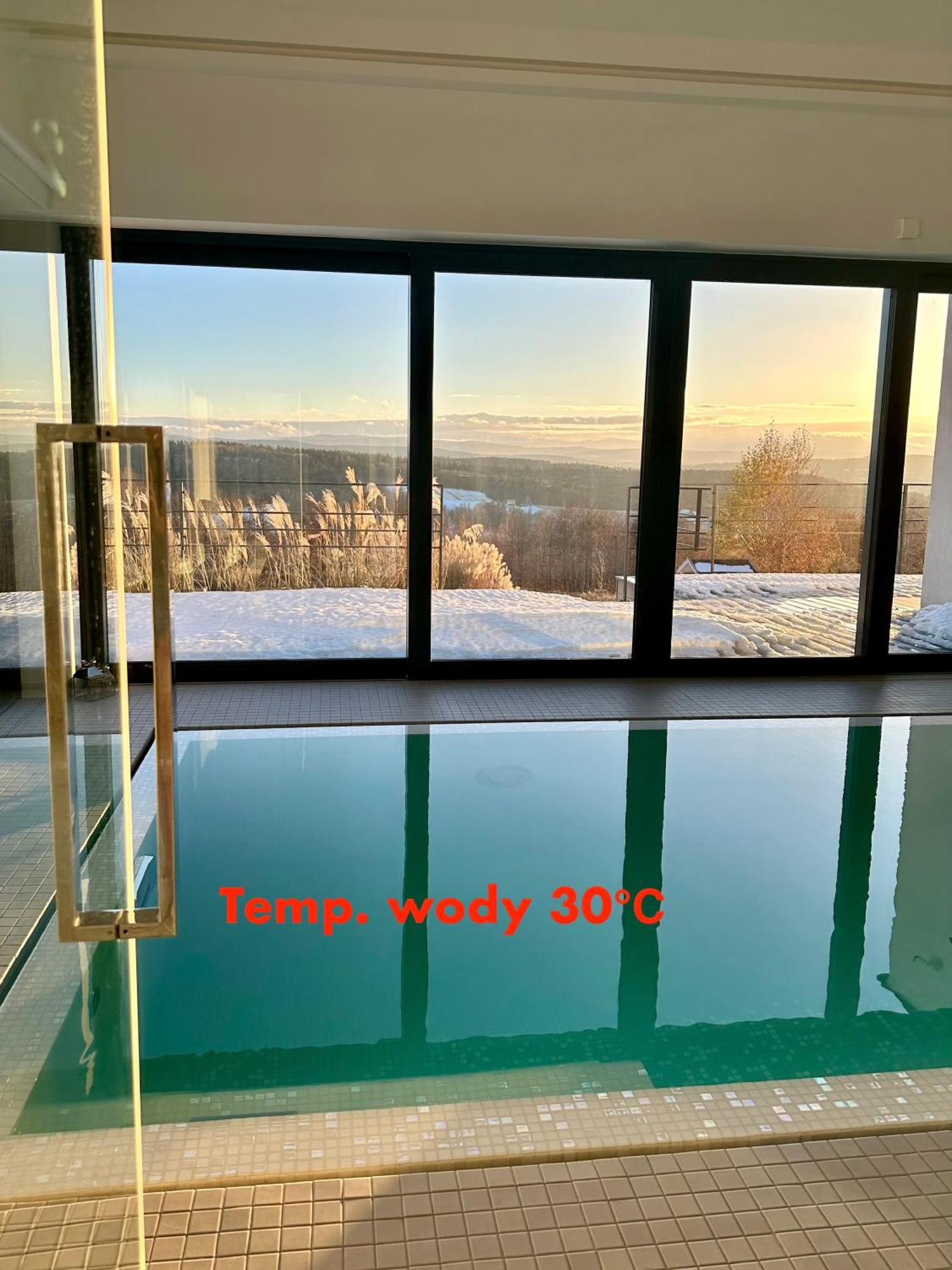 Villa Relax With Swimming Pool And Mountain View Bukow Bagian luar foto